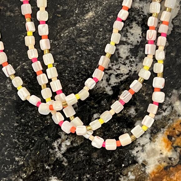 NWT LOFT Pearlized Multi-Strand Ivory, Pink & Yellow Beaded Bracelet - Picture 5 of 10